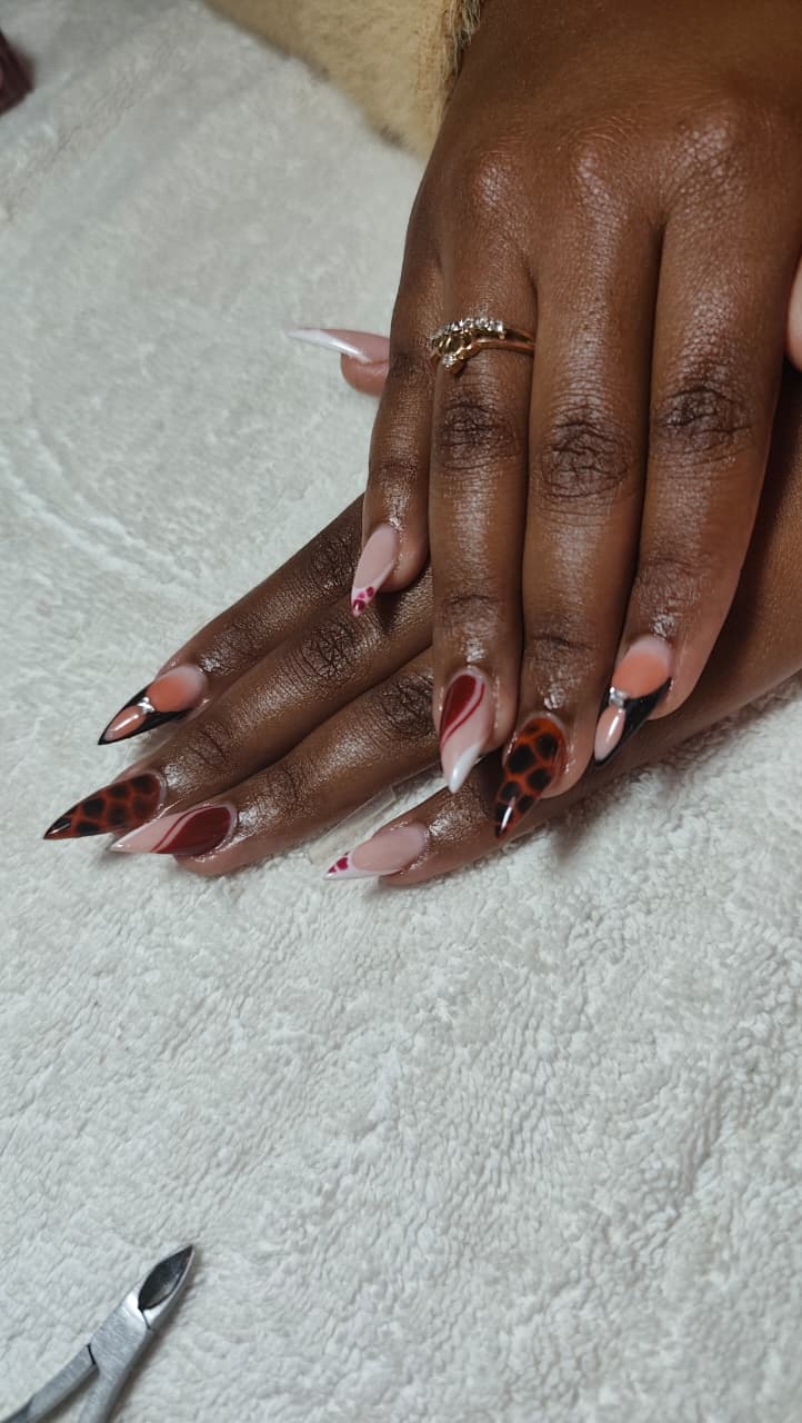Deeva Beauty